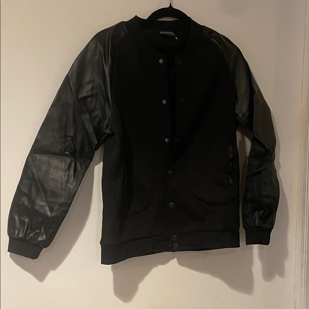 Stylish Black Bomber Jacket with Leather Sleeves